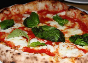 Dibattito tra pizzaioli: Giuseppe Vesi redarguisce Franco Pepe