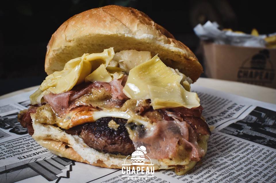 Chapeau Burger ad Aversa, giovane idea di gusto e trasparenza