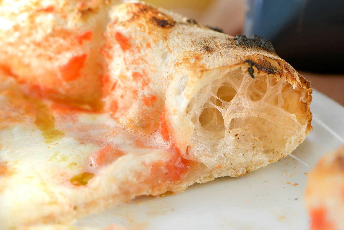 La Pizza è cibo da asporto più richiesto al mondo, report da Google