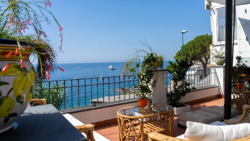 A Marina Piccola di Capri  menù  40 euro sotto i 40 anni