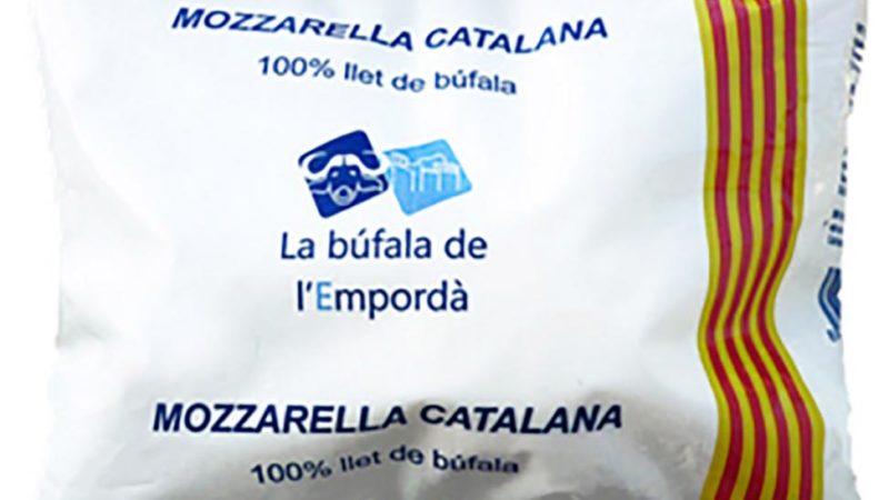 Mozzarella dop falsa a Barcellona, denunciato caseificio catalano