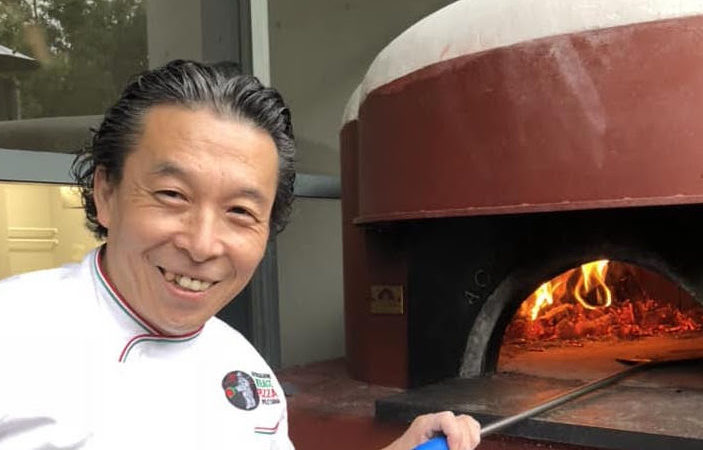 In Giappone la Pizza Napoletana diventa corso universitario, pizzaiolo nominato professore